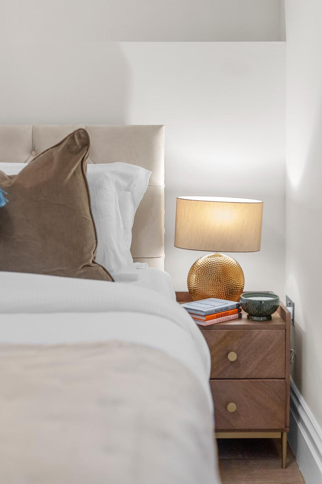 Sophisticated 2-bed In *