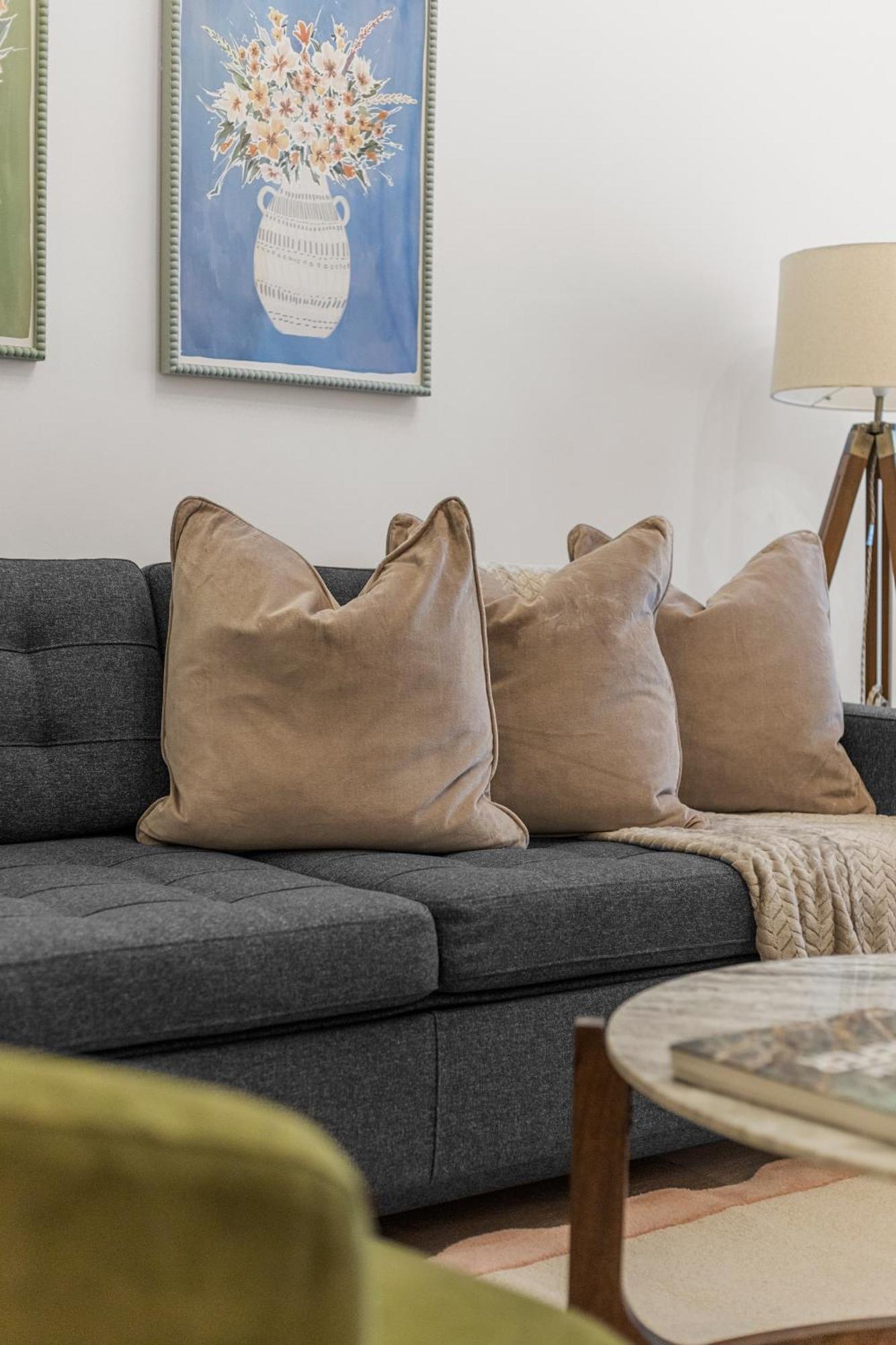 Sophisticated 2-bed In