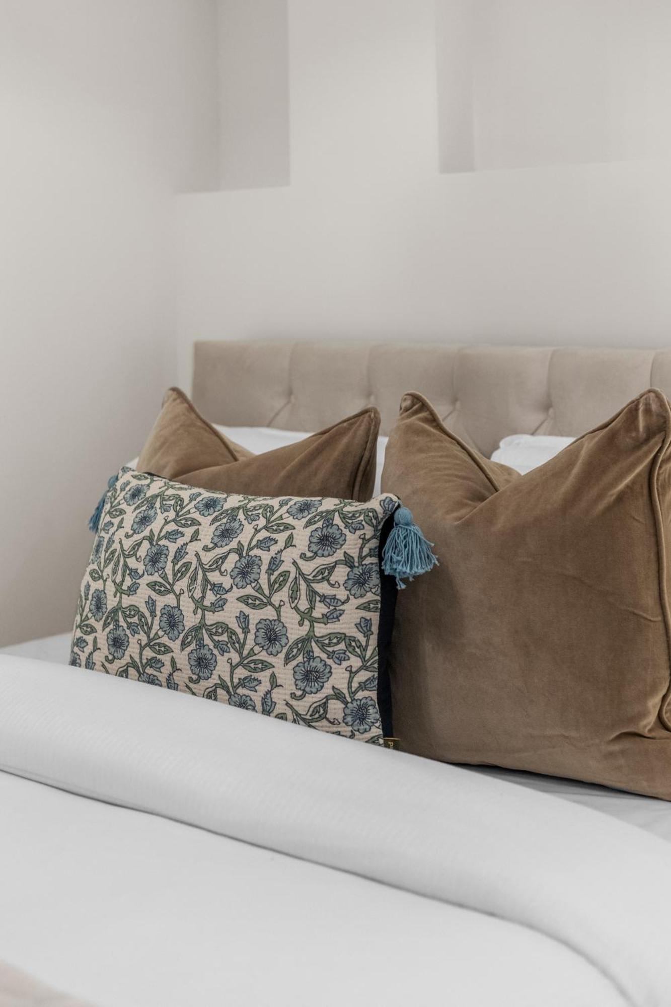 Sophisticated 2-bed In